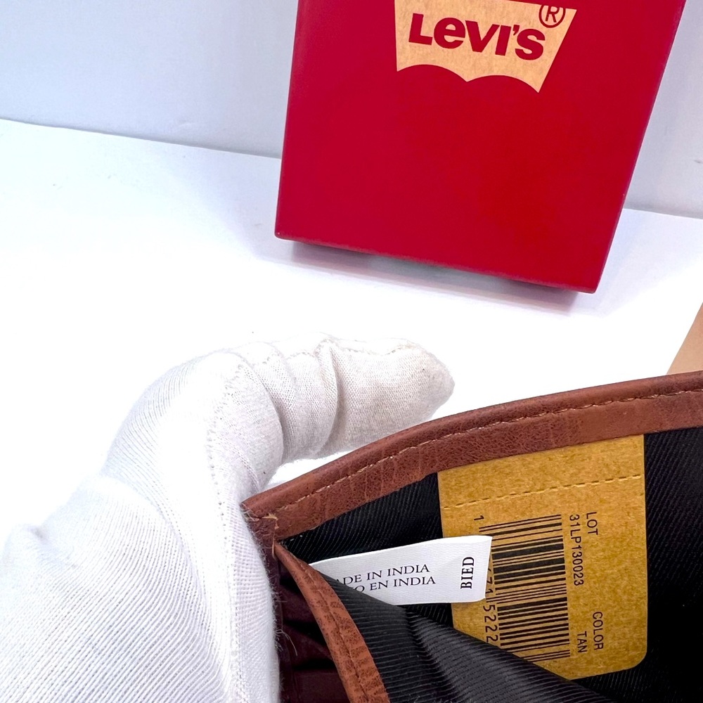 LEVI'S, MENS BROWN SINGLE FOLD MEN'S WALLET, RFID PROTECTION - Picture 9 of 12